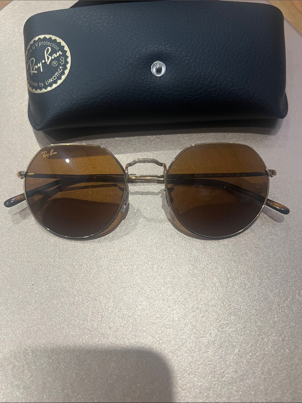 Ray-Ban Round Metal Sunglasses - Gold Frame with Brown Lenses